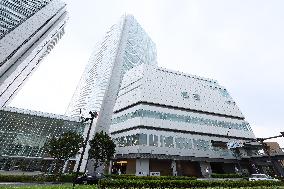 Exterior view of Yokohama City Hall